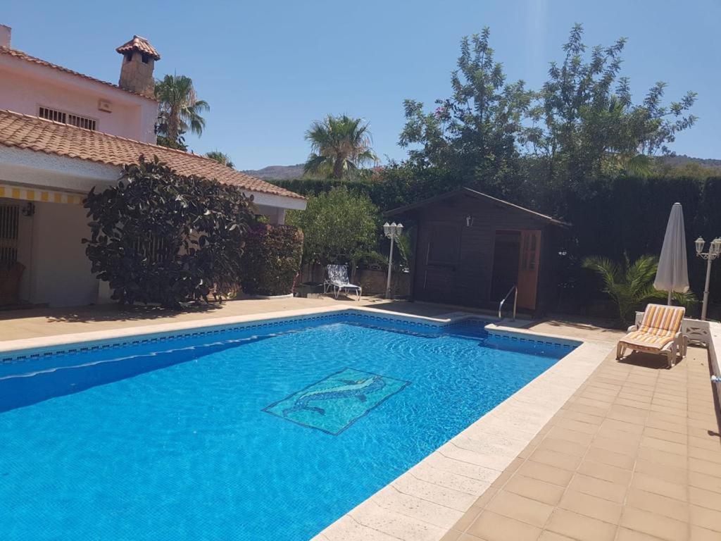 Villa Mis 5 Amores Con Piscina Бенидорм Экстерьер фото