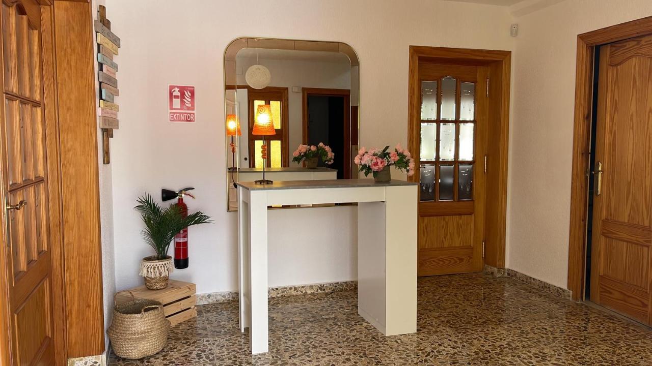 Villa Mis 5 Amores Con Piscina Бенидорм Экстерьер фото