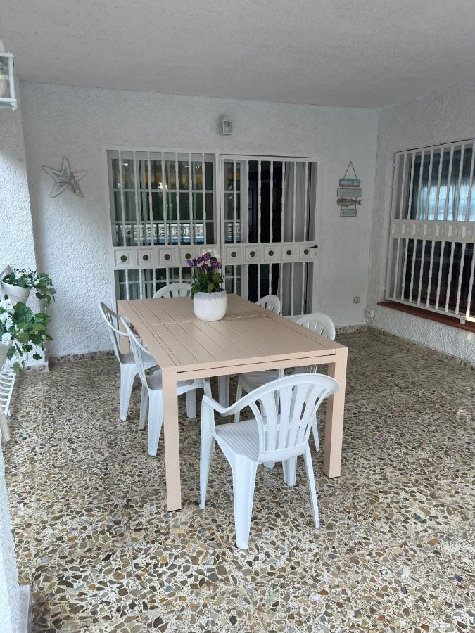 Villa Mis 5 Amores Con Piscina Бенидорм Экстерьер фото